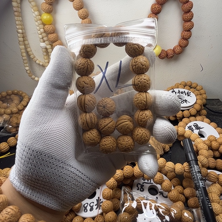 X***L吊坠桃核桃核的种类多以核桃或其他