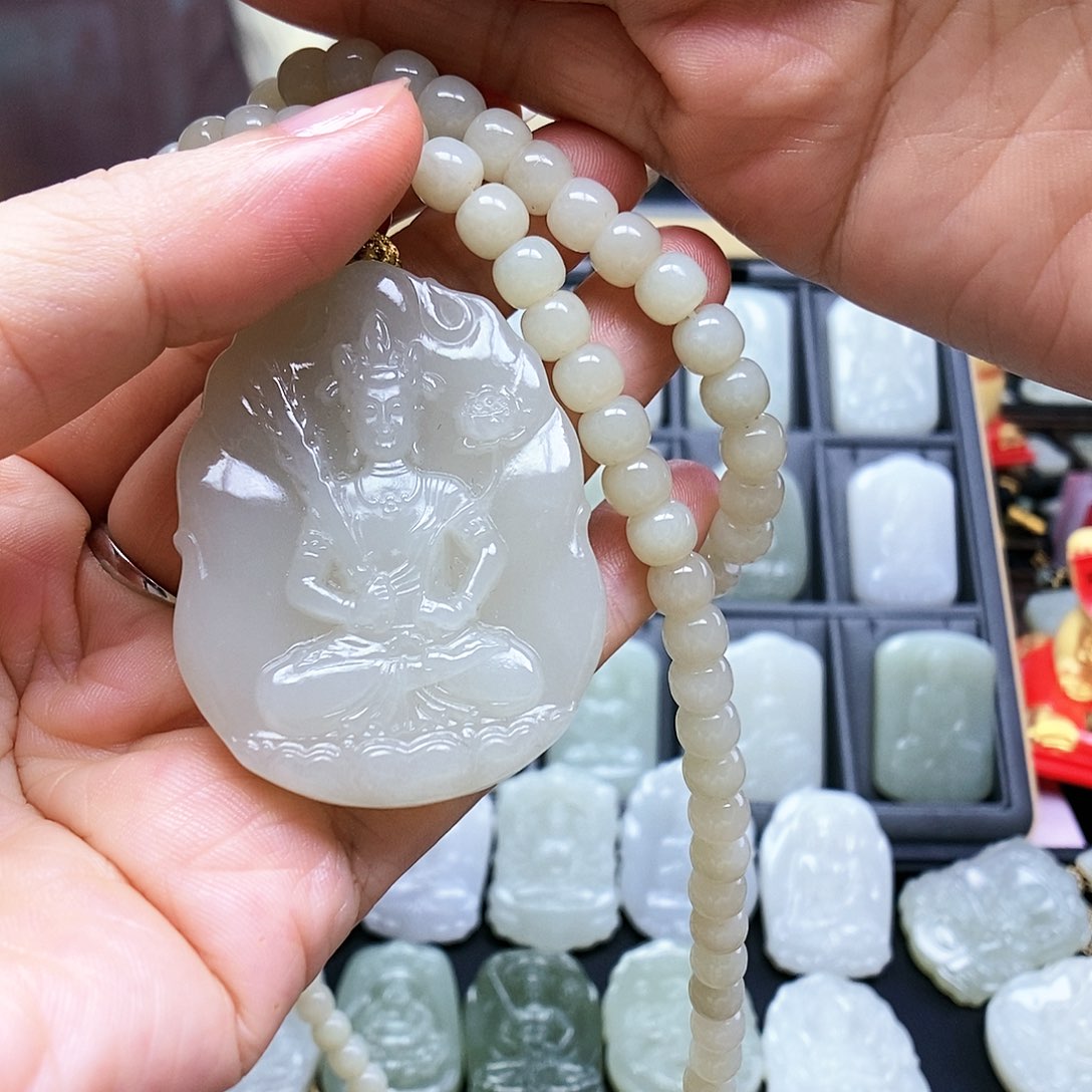 和田玉未镶嵌颈饰用****2