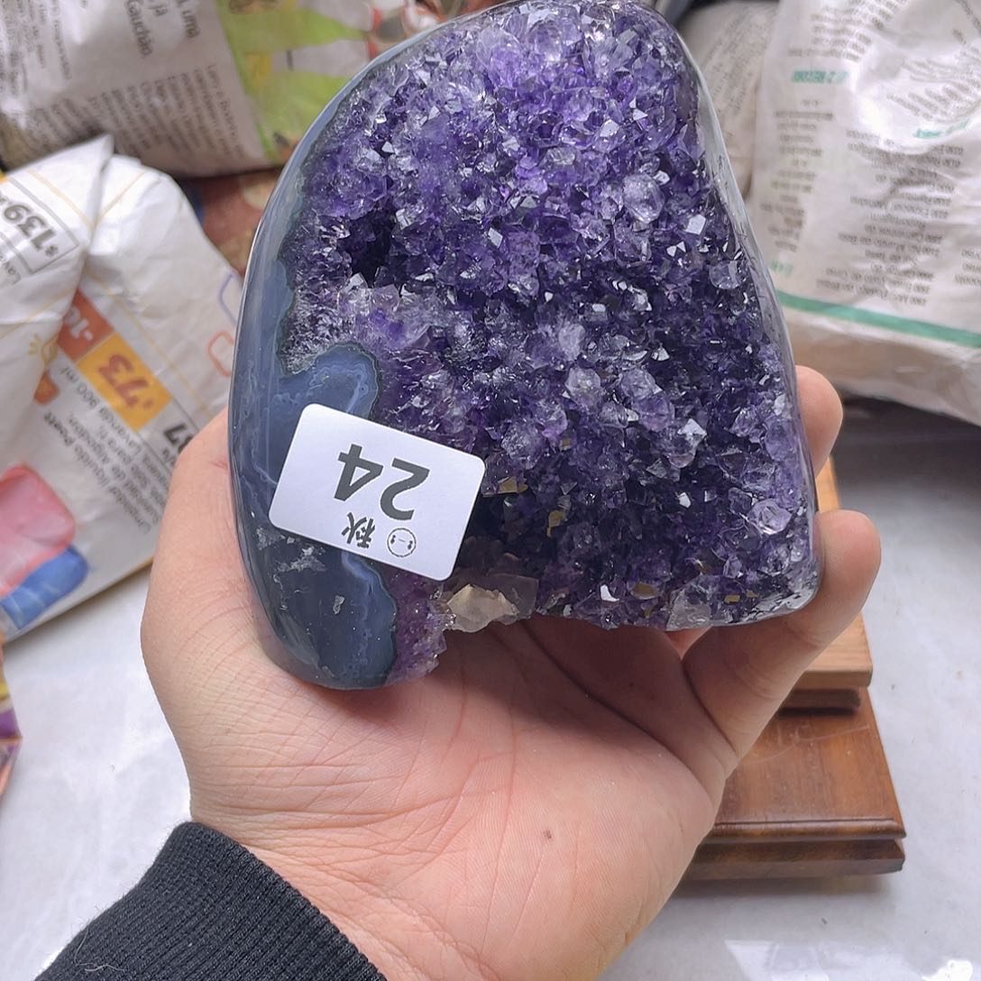 紫晶大型摆件（非配饰）未镶嵌