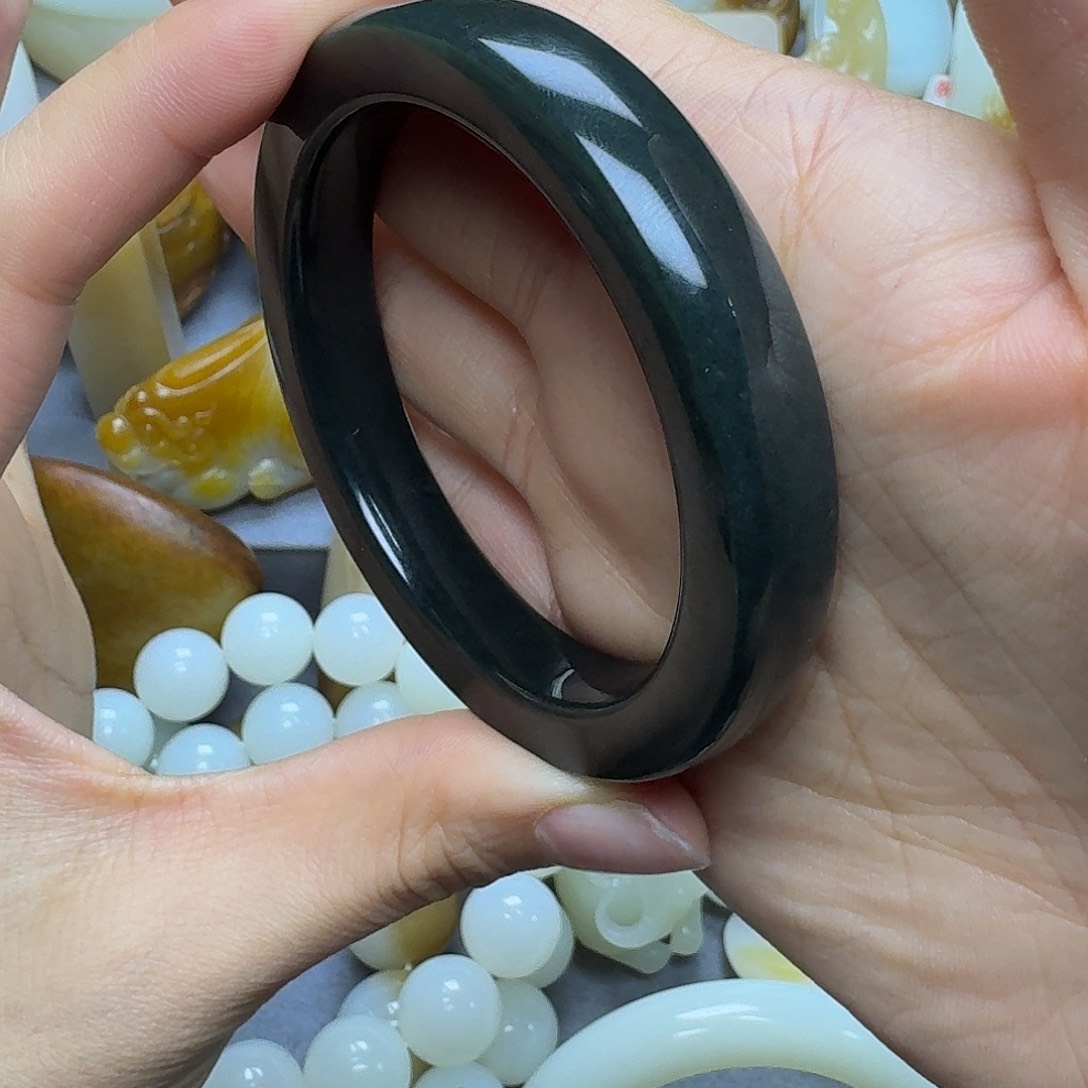 和田玉手镯未镶嵌O****O