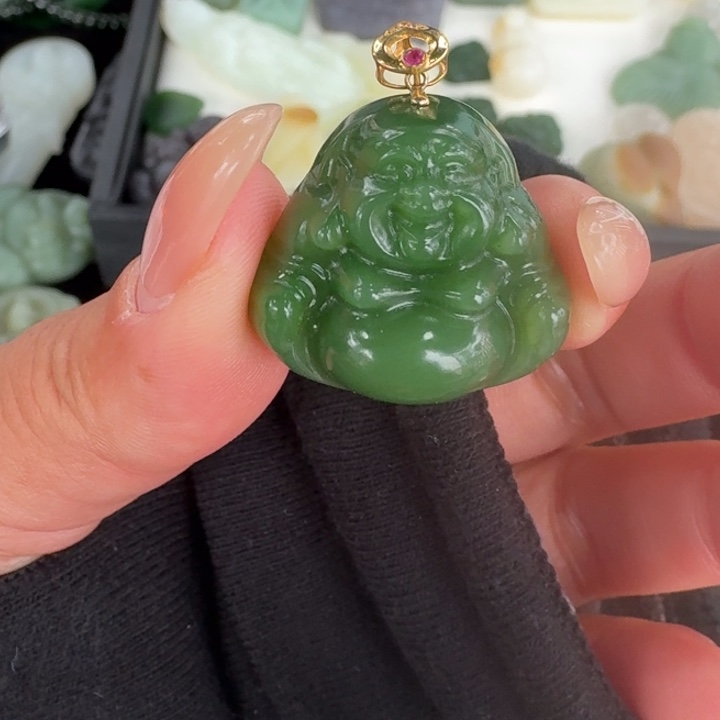 和田玉18K金镶嵌颈饰