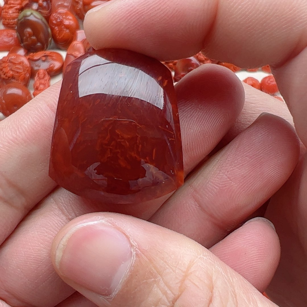 南红玛瑙配饰未镶嵌