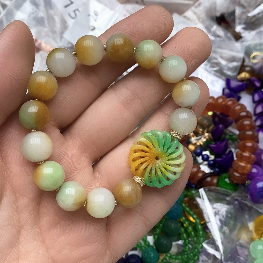 翡翠未镶嵌戒指88