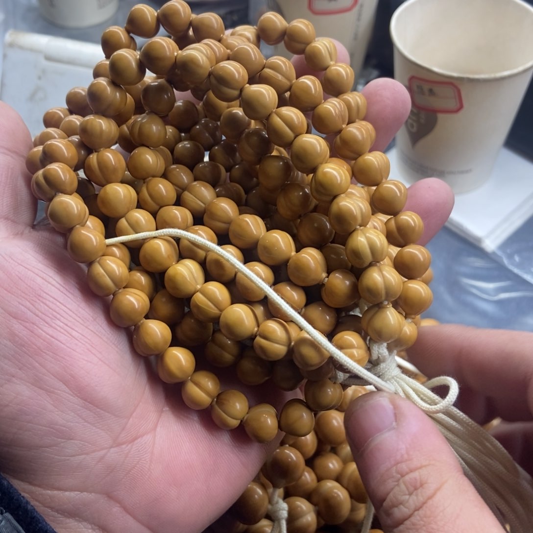 吊坠猴头核桃屁桃