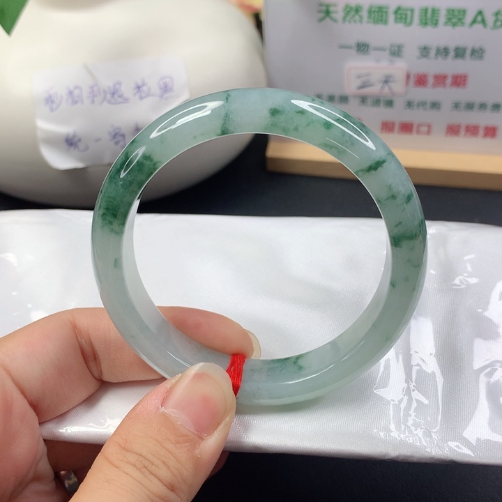 未镶嵌手镯翡翠5657