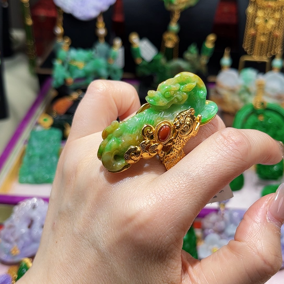 【闪购商品】翡翠戒指银S925镀金镶嵌