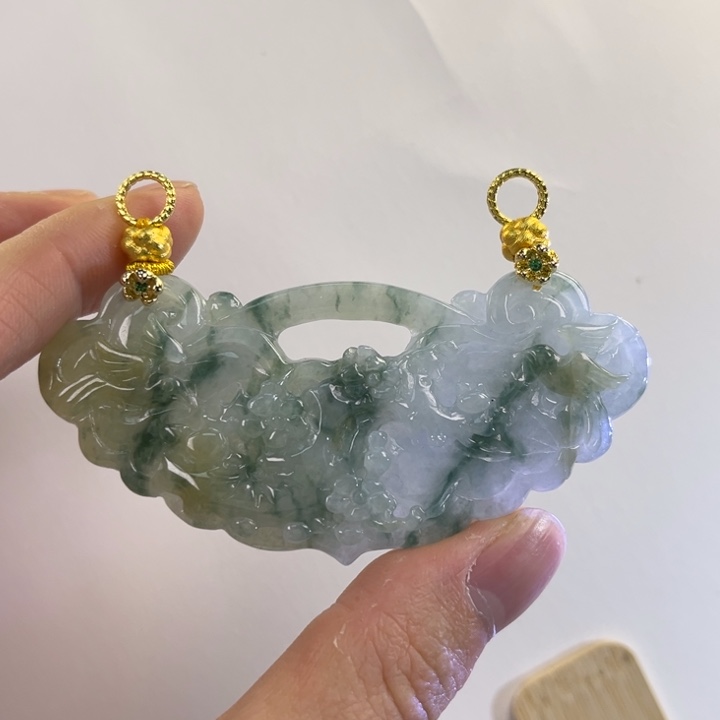 翡翠吊坠(赠链)未镶嵌代编织