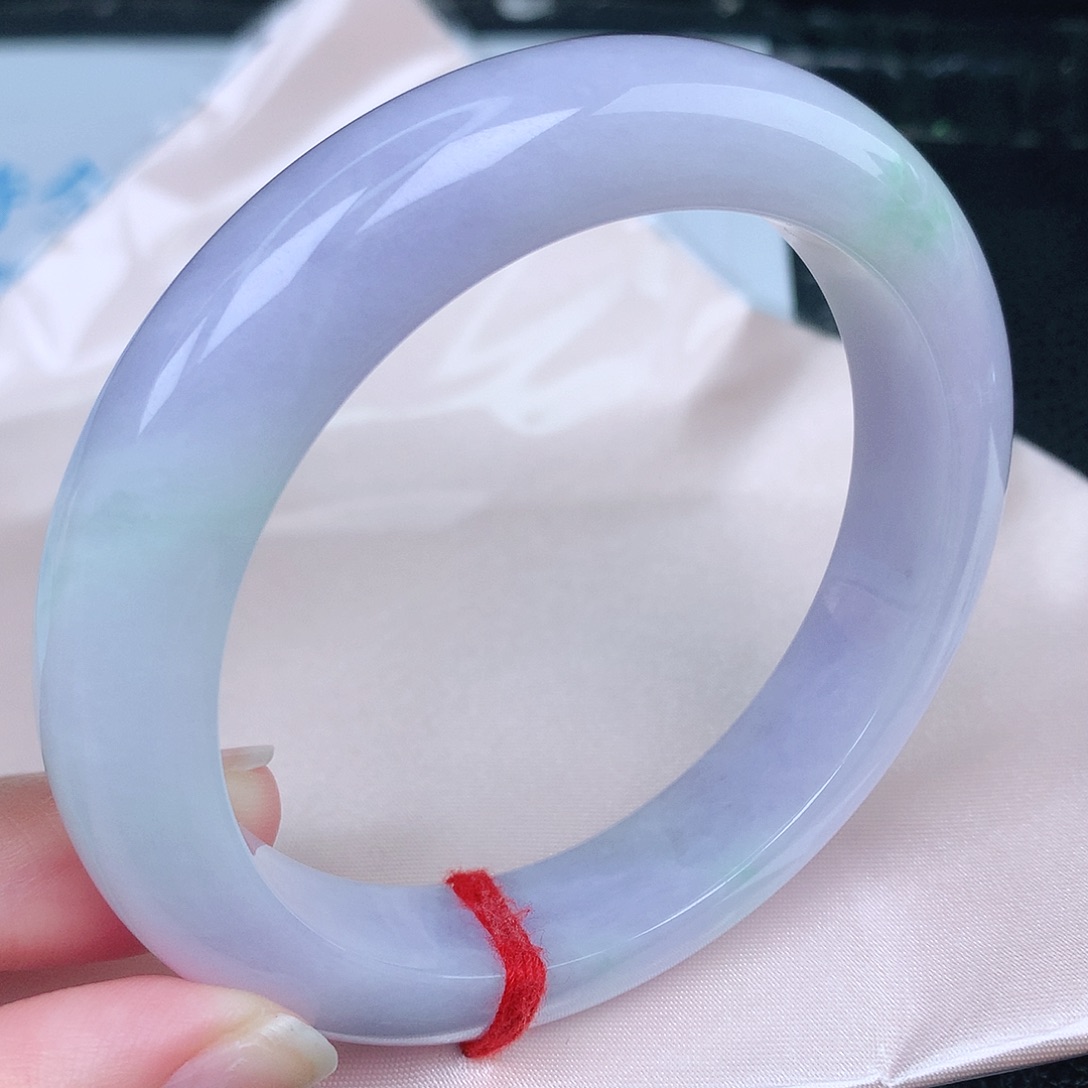 翡翠手镯未镶嵌天然