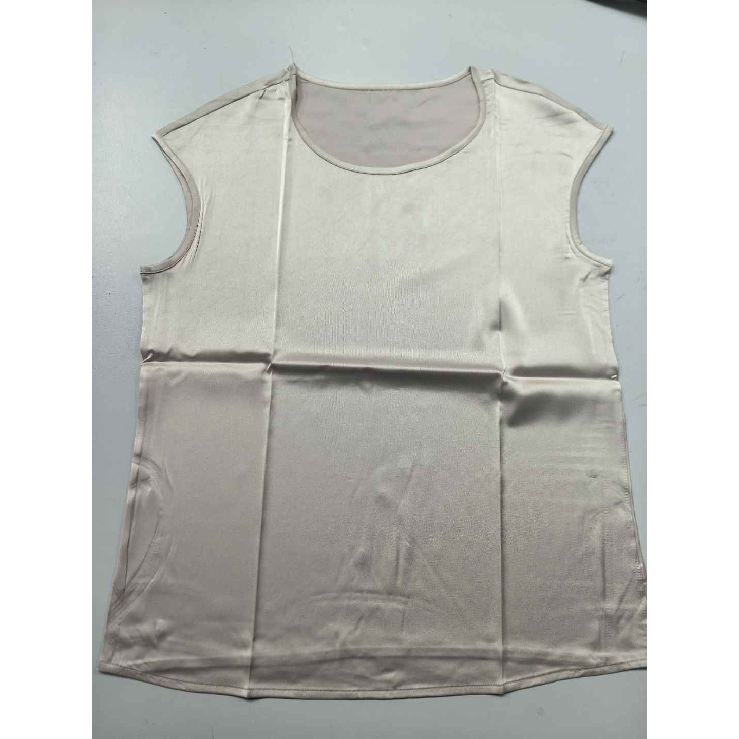 【南油玲姐】香槟色圆领背心 T7777