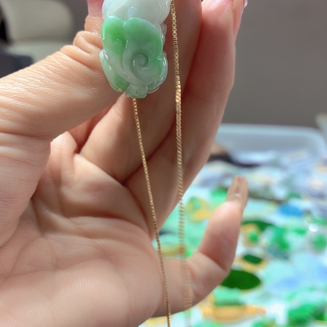 颈饰未镶嵌翡翠翡翠