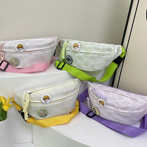 女士日系手机斜挎百搭轻便外出可爱包包女款爆款2025新款胸包腰包