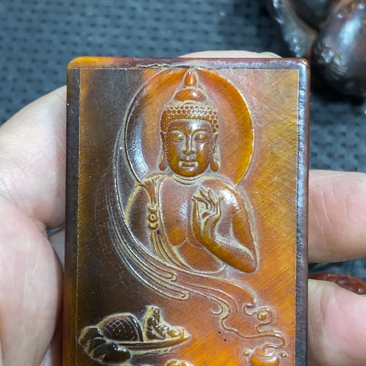 滴血莲花菩提手串