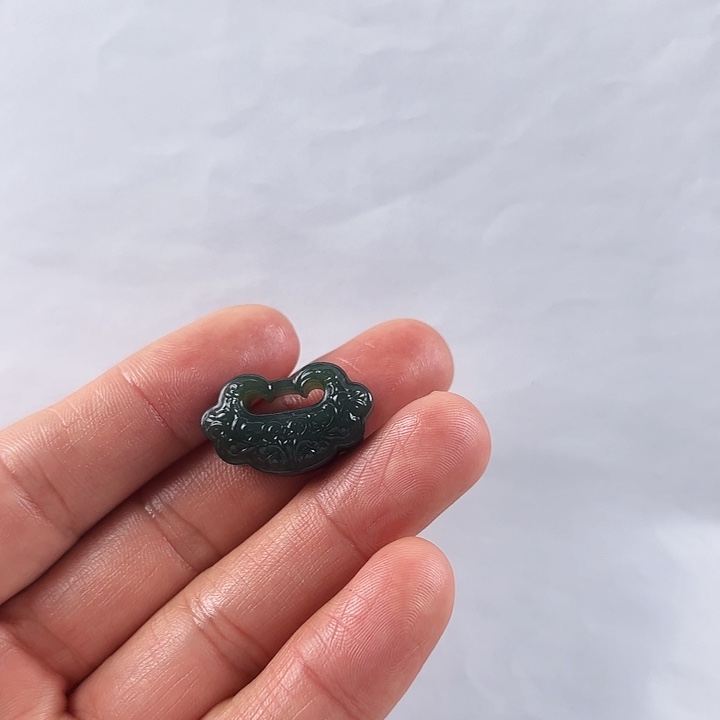 吊坠(不含链)未镶嵌和田玉