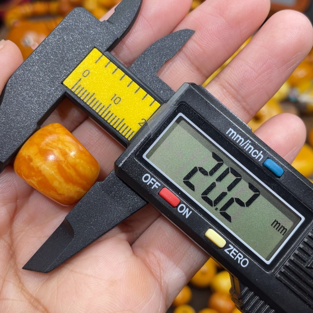 蜜蜡未镶嵌裸石马蹄