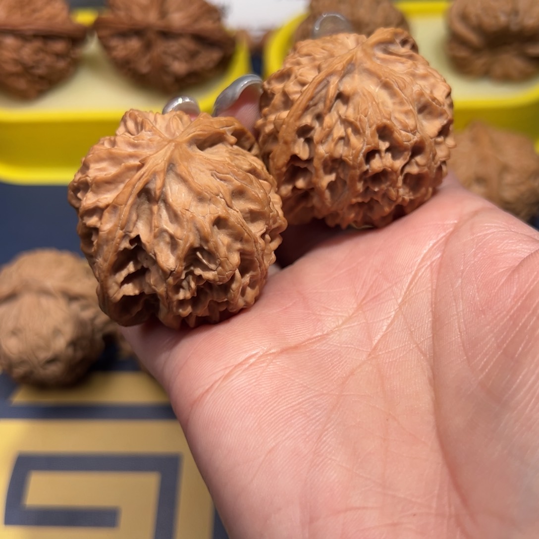 文玩核桃把件别****?苹果园43
