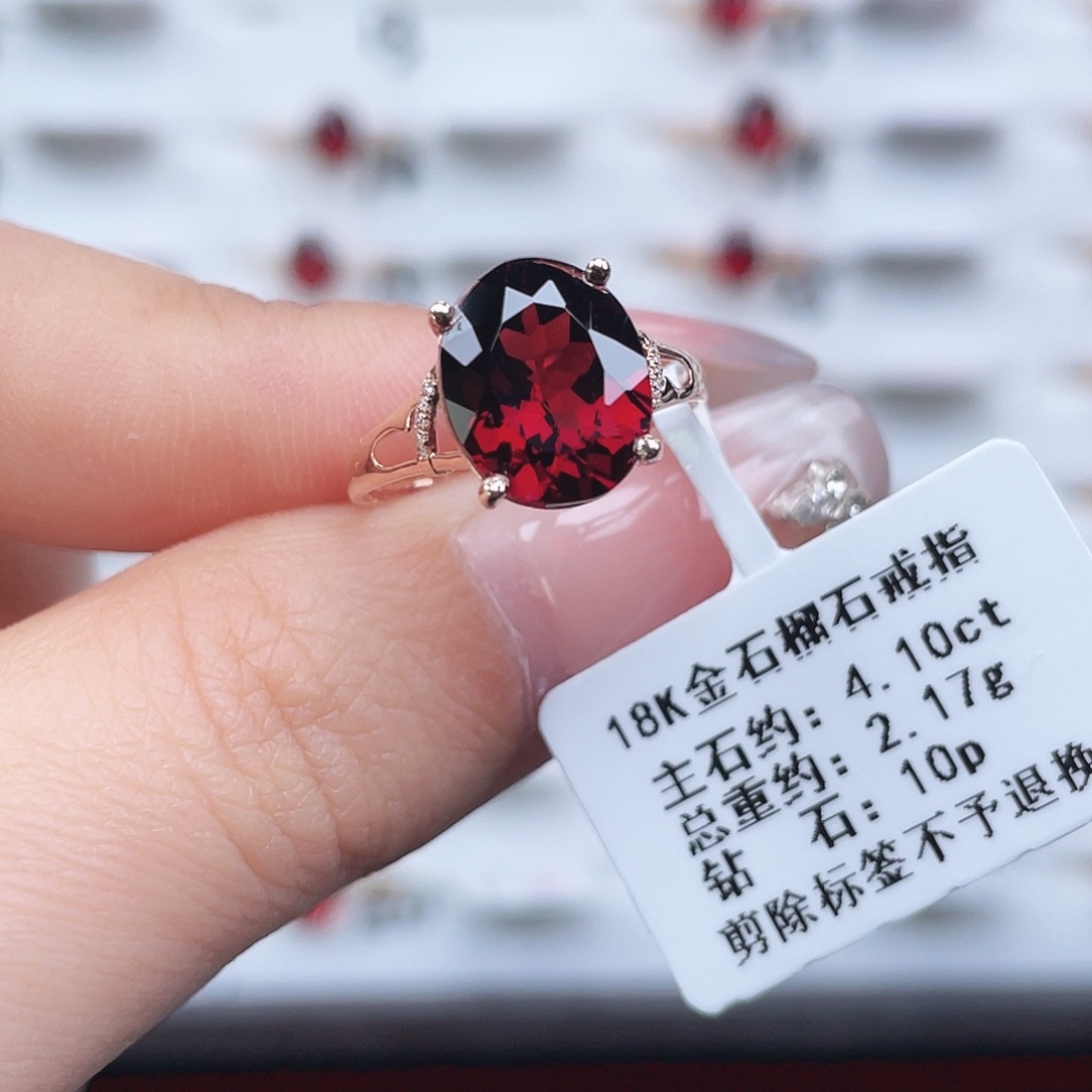 石榴石戒指18K金镶嵌