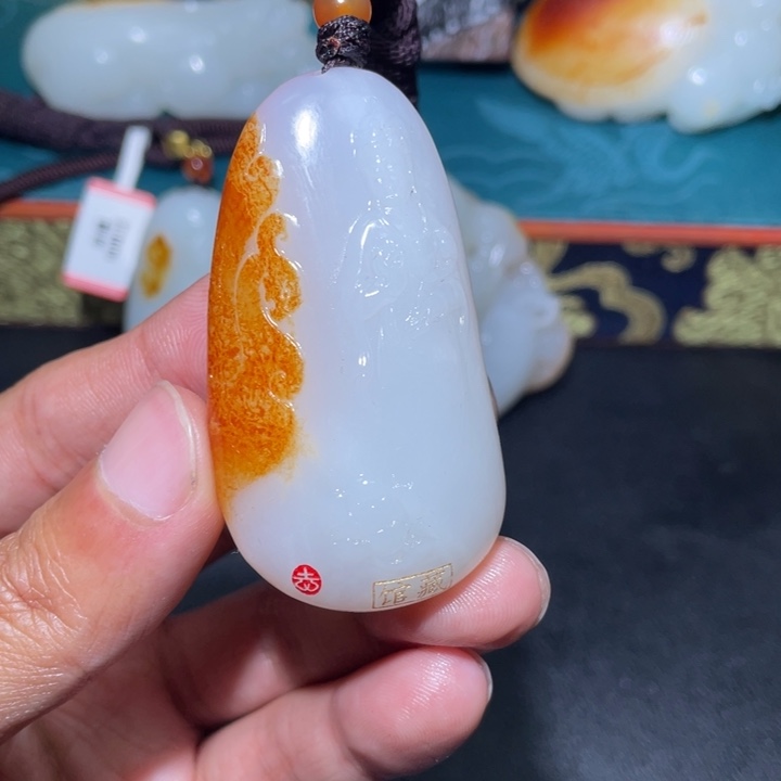 和田玉未镶嵌颈饰J