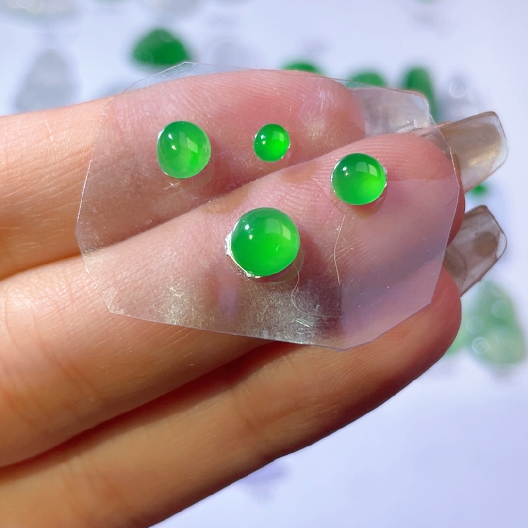 翡翠吊坠(不含链)未镶嵌裸石