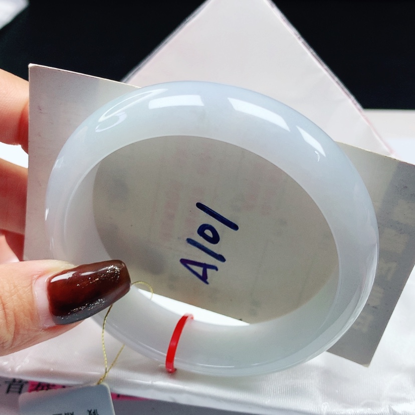 【闪购商品】翡翠手镯未镶嵌 正圈58 轮胎镯