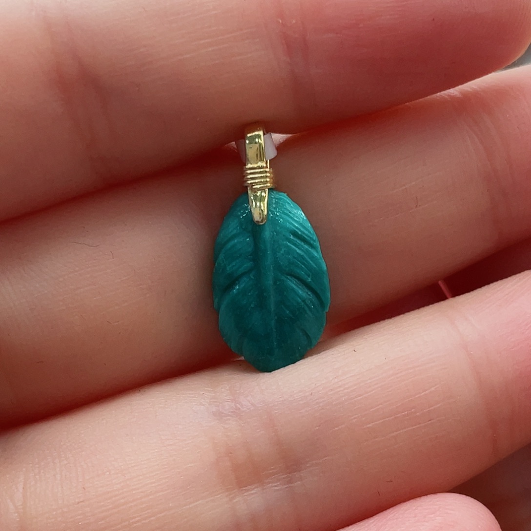 绿松石颈饰未镶嵌