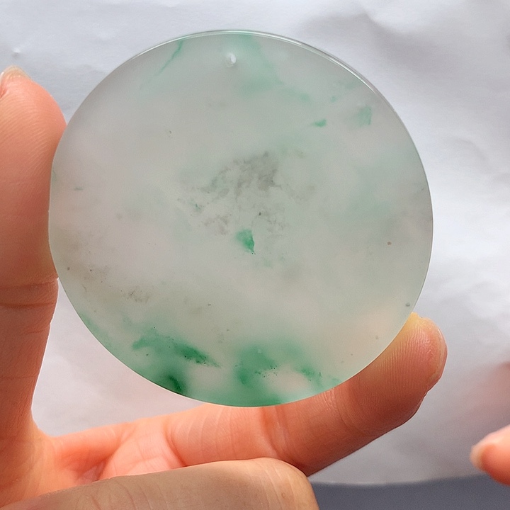 石英质玉颈饰未镶嵌