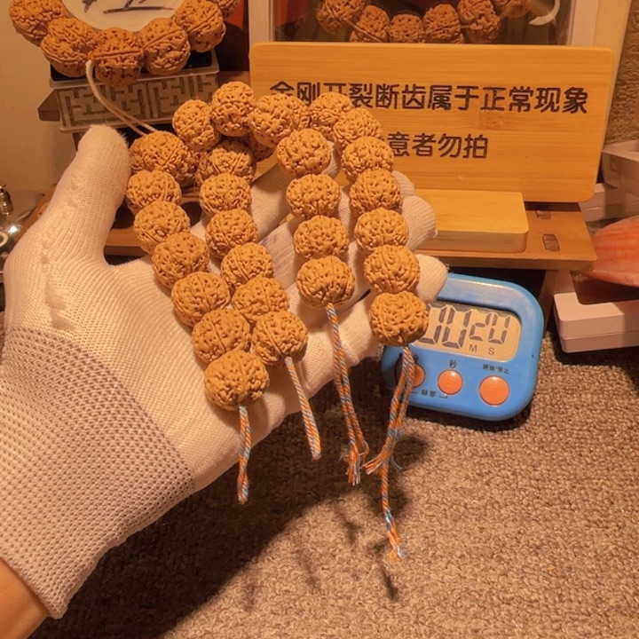 金刚菩提手串旺**饼这一个人真的