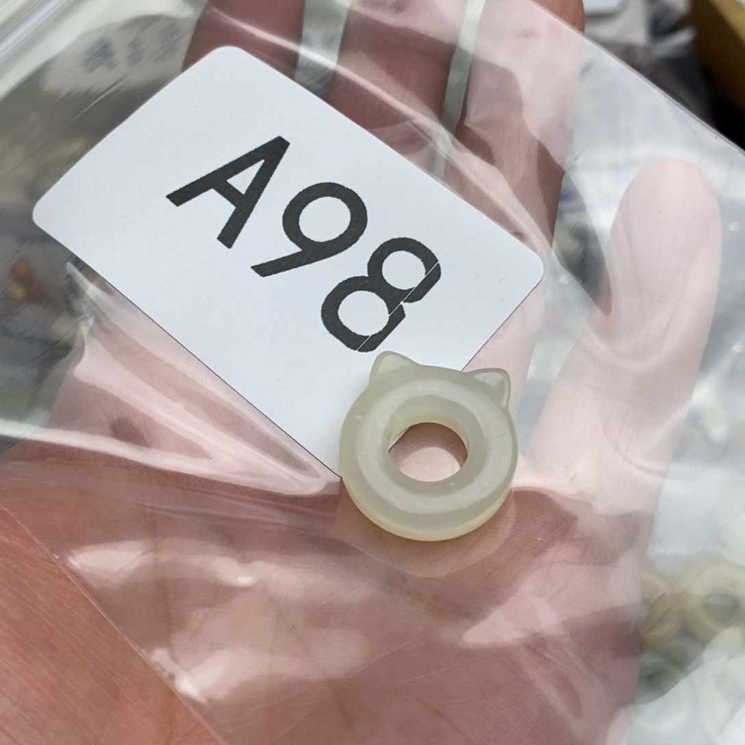 岫玉纯天然岫玉假一赔十，手链绳子未镶嵌