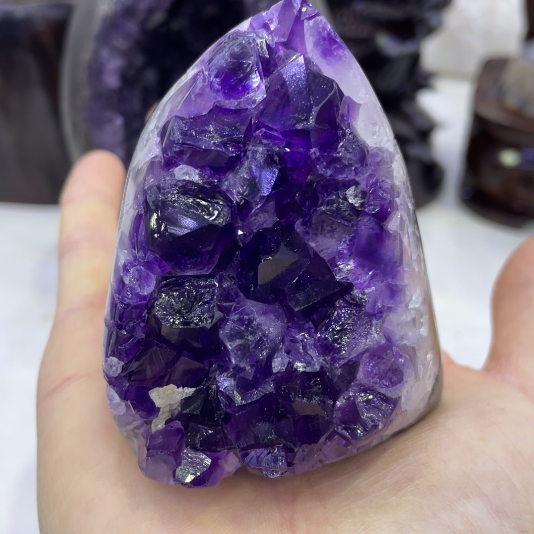 水晶大型摆件（非配饰）未镶嵌