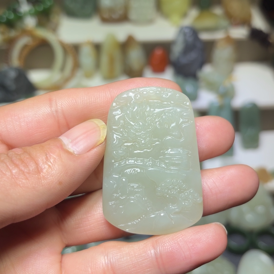 和田玉未镶嵌颈饰