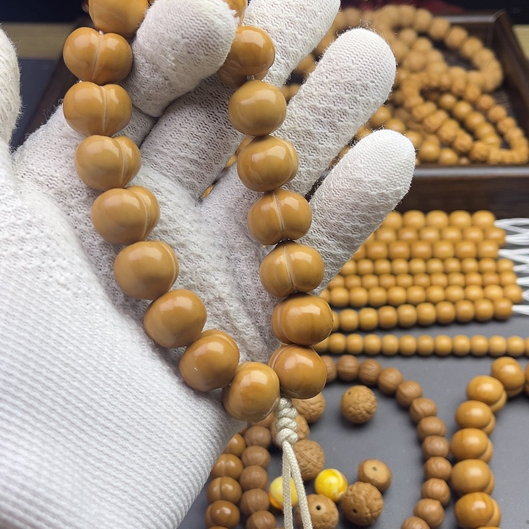 F***.猴头核桃手串17➕全品屁桃