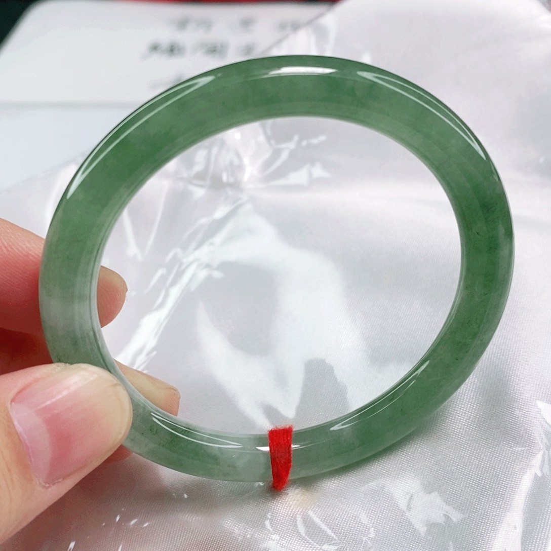 未镶嵌手镯翡翠54.6圈口圆条完整