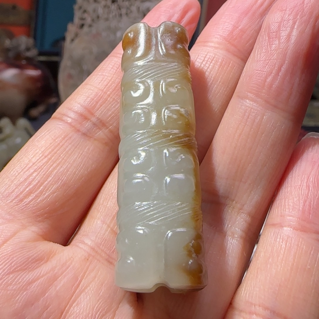 小***琪和田玉未镶嵌挂件