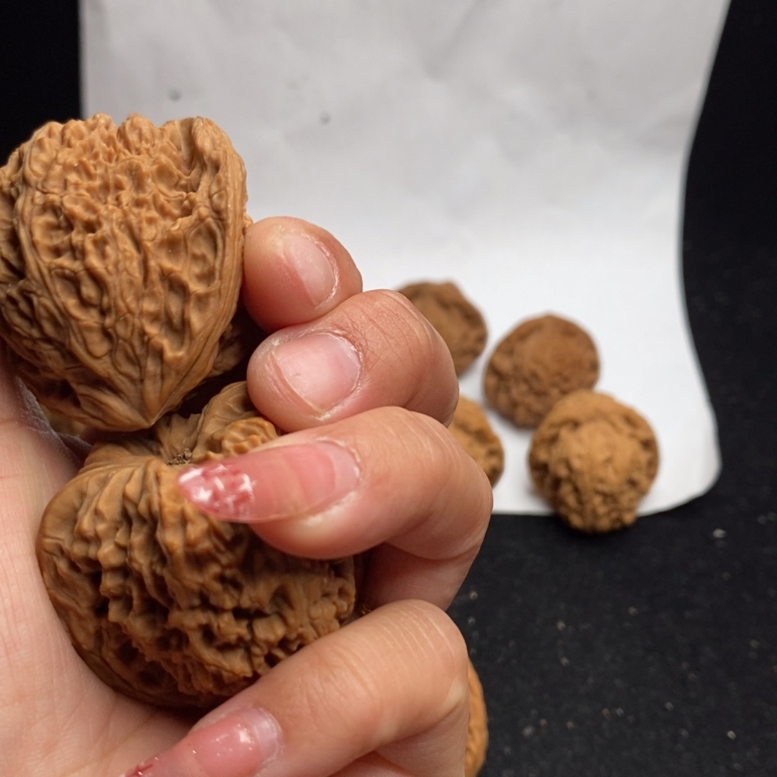 桃核吊坠呵*南疆石就是