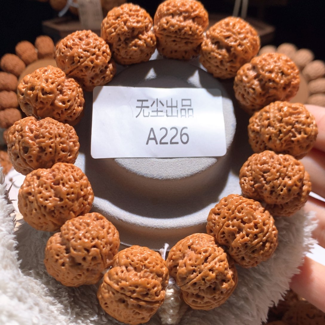 金刚菩提手串26闷墩梅花定制