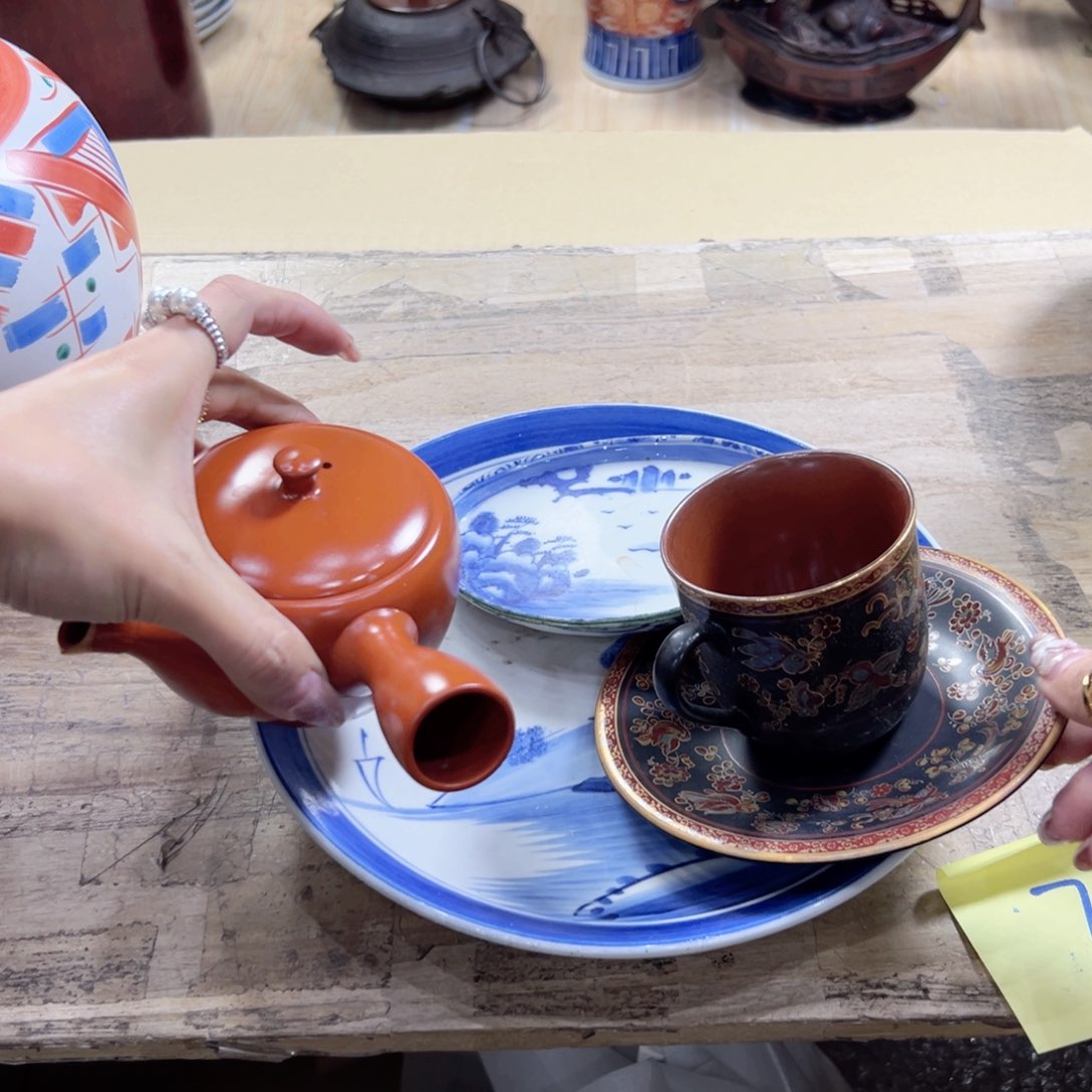 瓷片陶瓷和金属表面