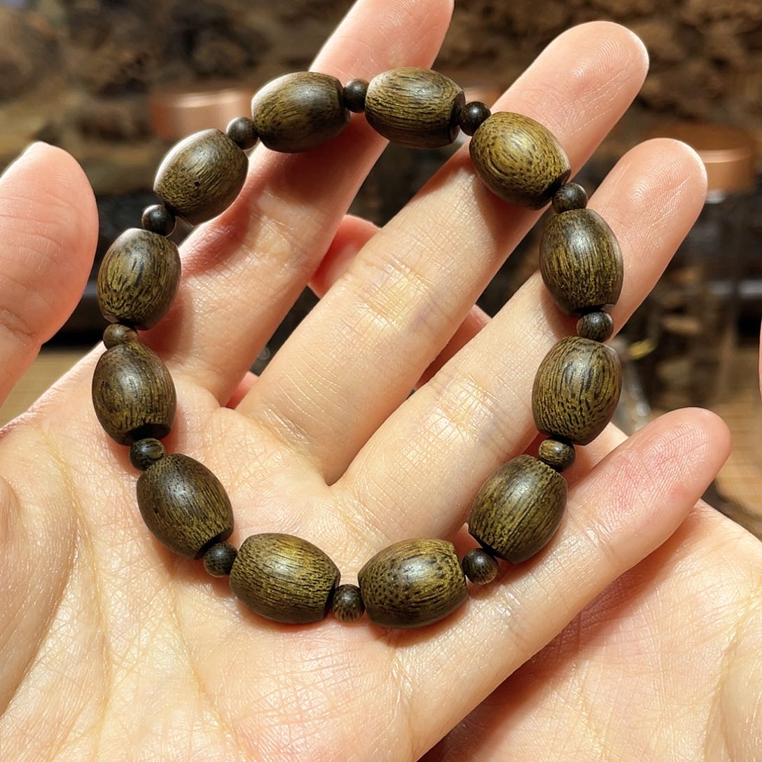 【闪购商品】沉香手串越南芽庄绿奇楠