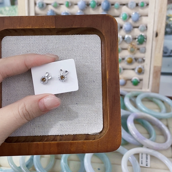 翡翠未镶嵌颈饰天然翡翠Ａ货