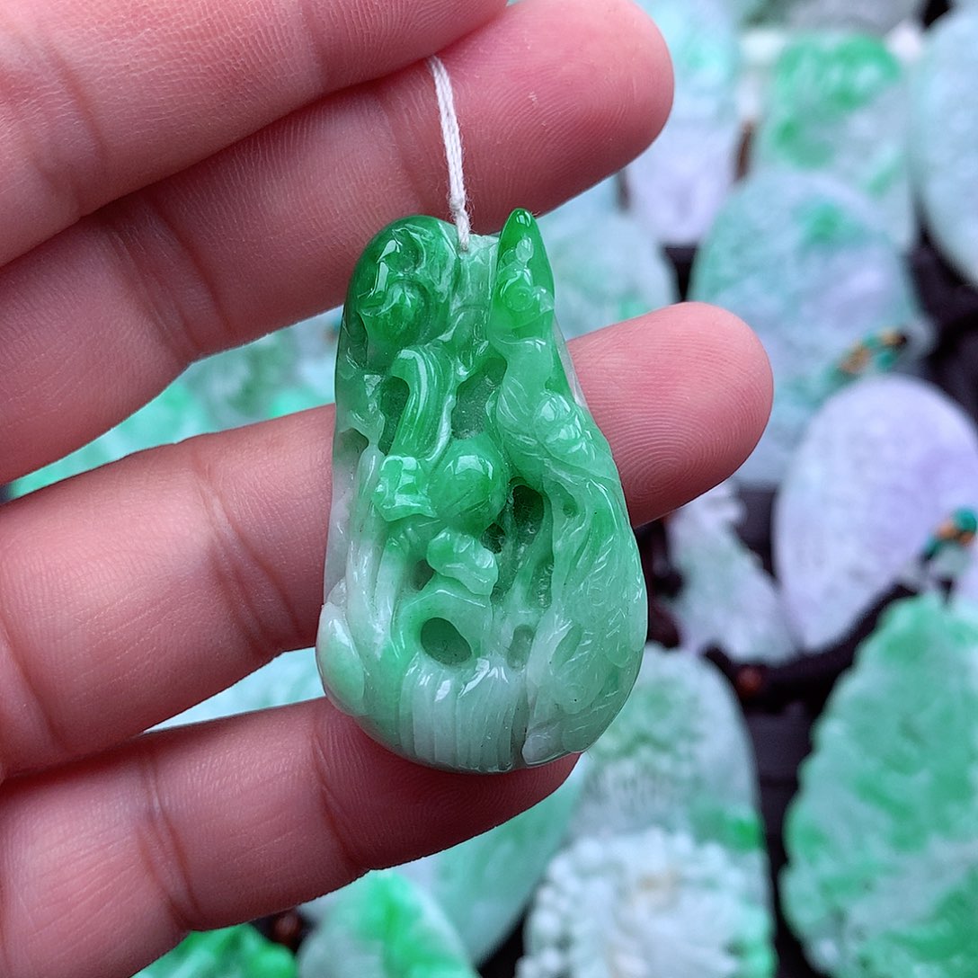 翡翠吊坠(不含链)未镶嵌