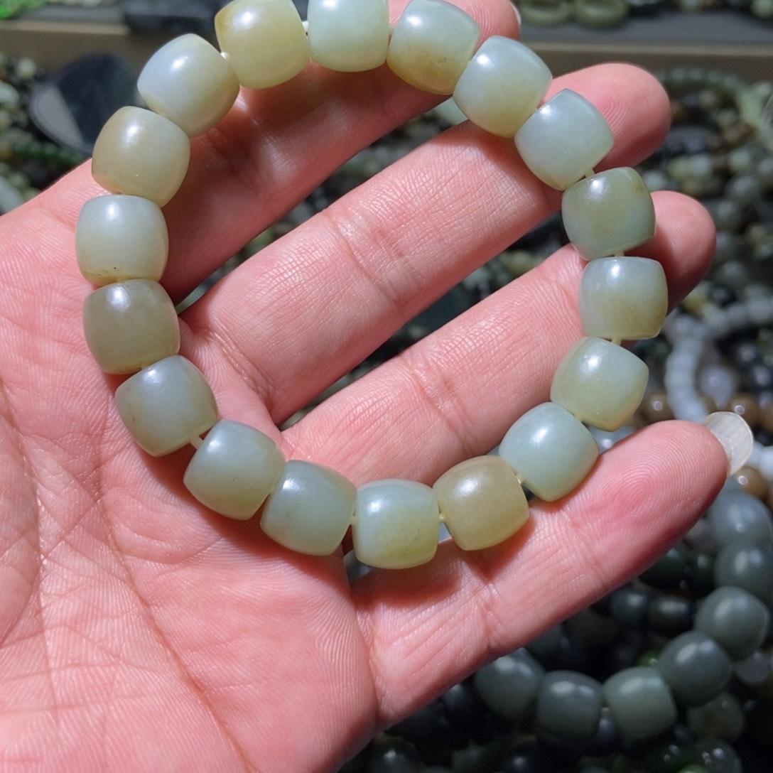 和田玉手链未镶嵌