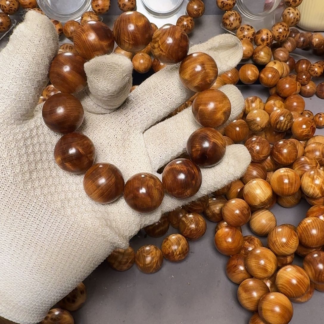 请***扰柏木（崖柏）太行香料沉水龙胆20手串