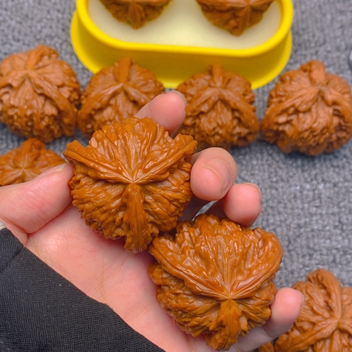 (***)文玩核桃把件文玩核桃