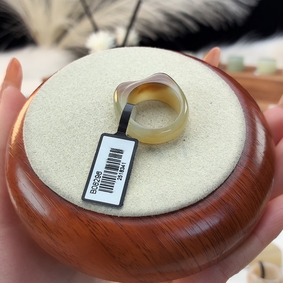 和田玉未镶嵌戒指飘糖猫耳朵18.23mmj73