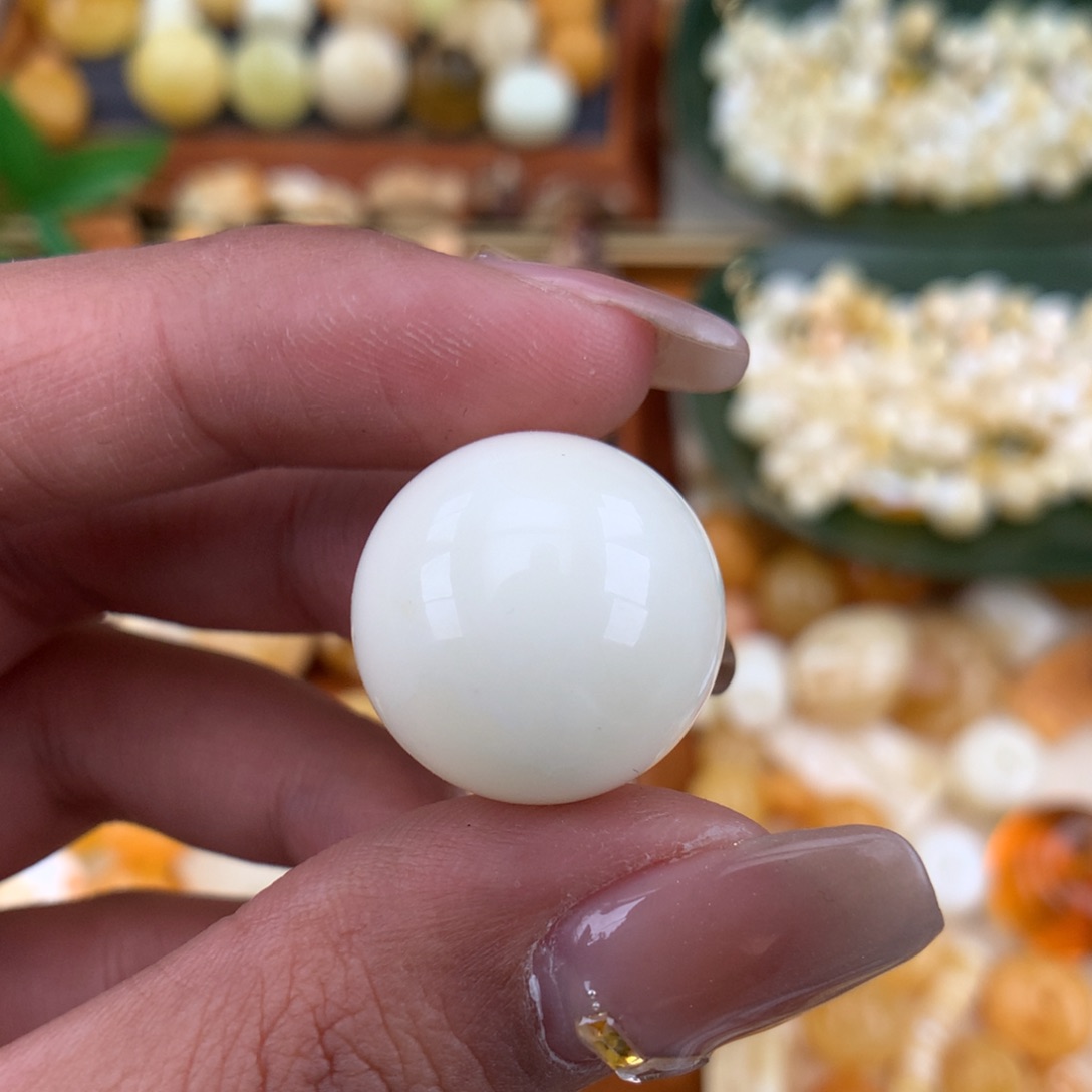 琥珀珠宝奇石未镶嵌19.6