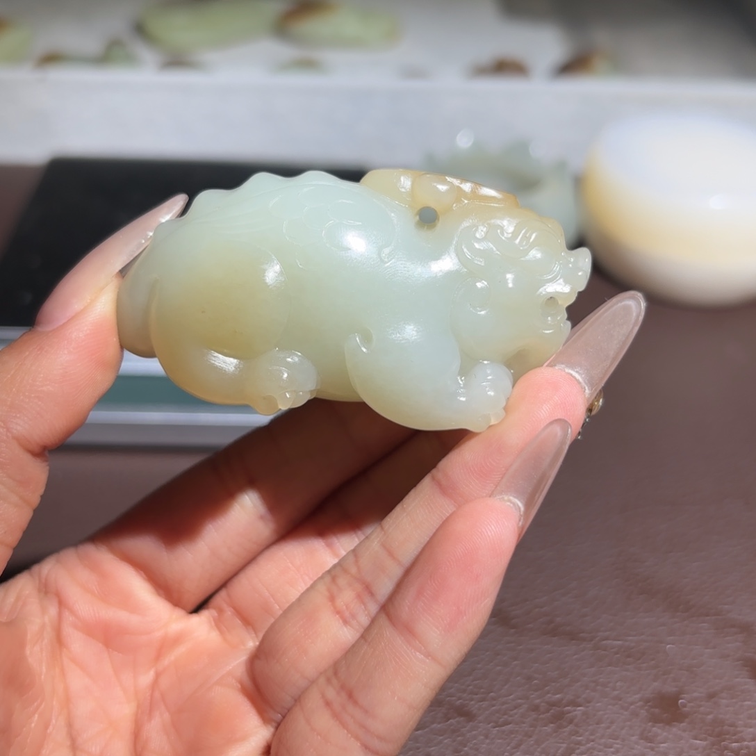 和田玉未镶嵌颈饰放*