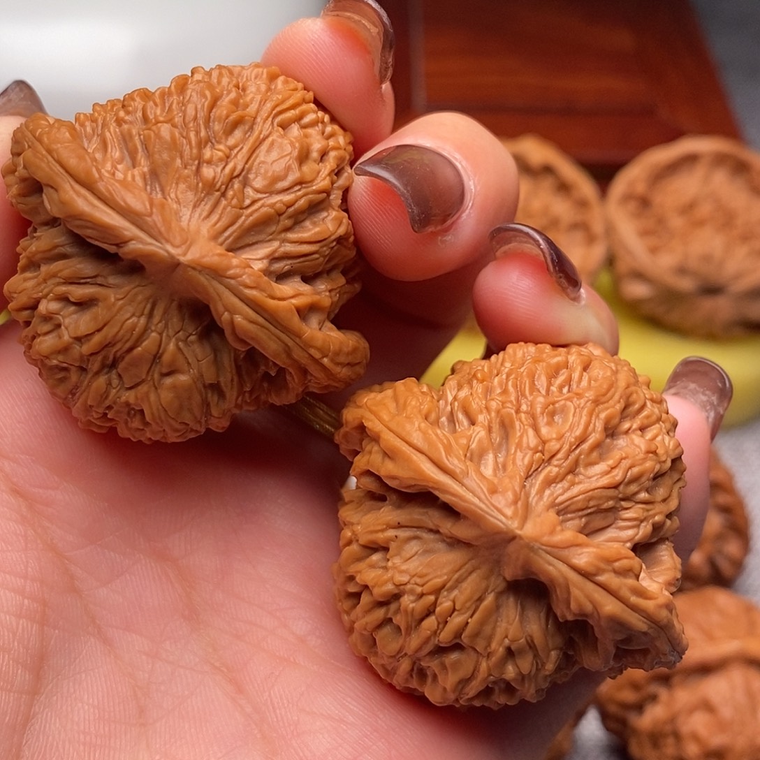 文玩核桃把件南疆石精对 43全品  