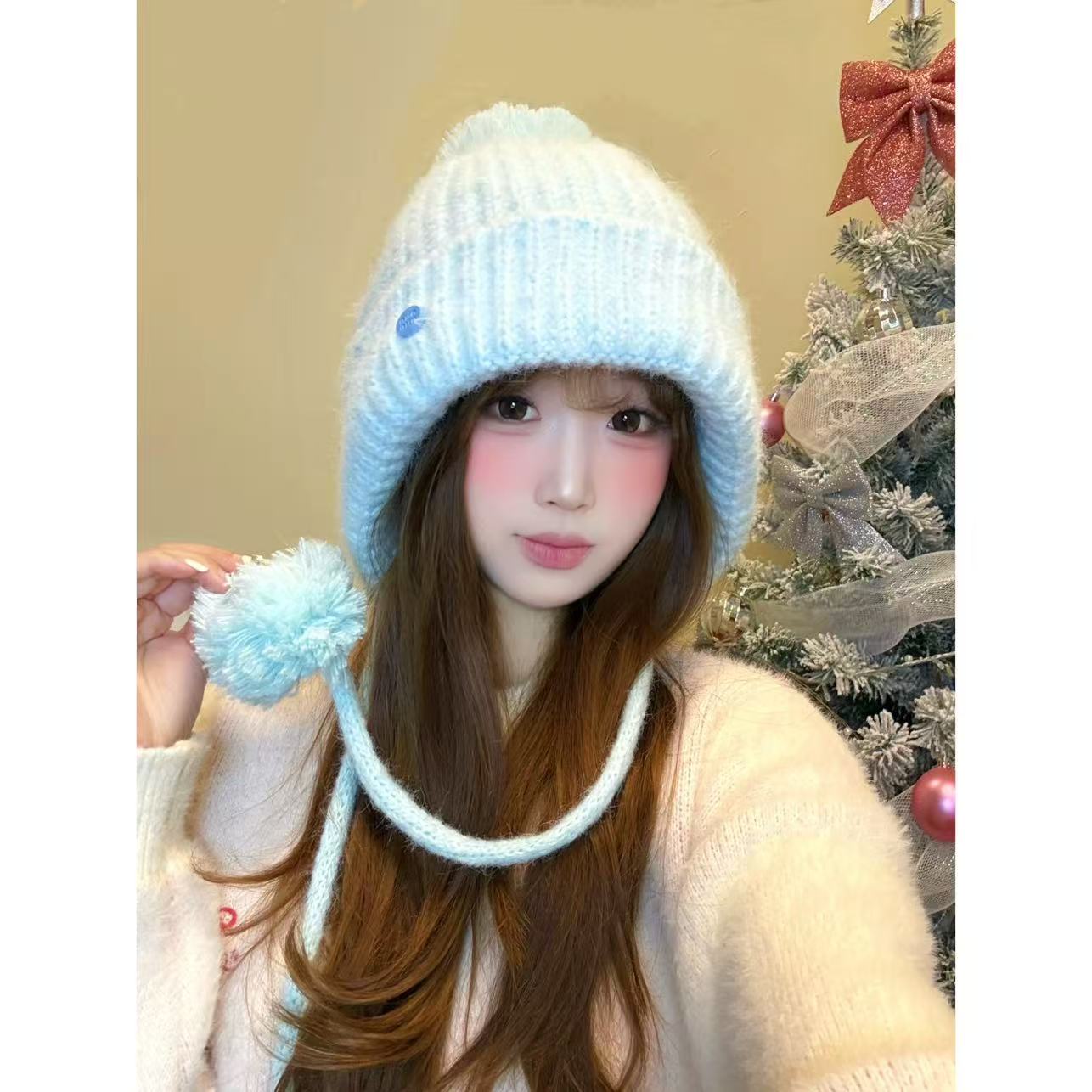 汤圆家-韩版蓝色毛球针织护耳帽女秋冬百搭显脸小毛线帽加厚保暖