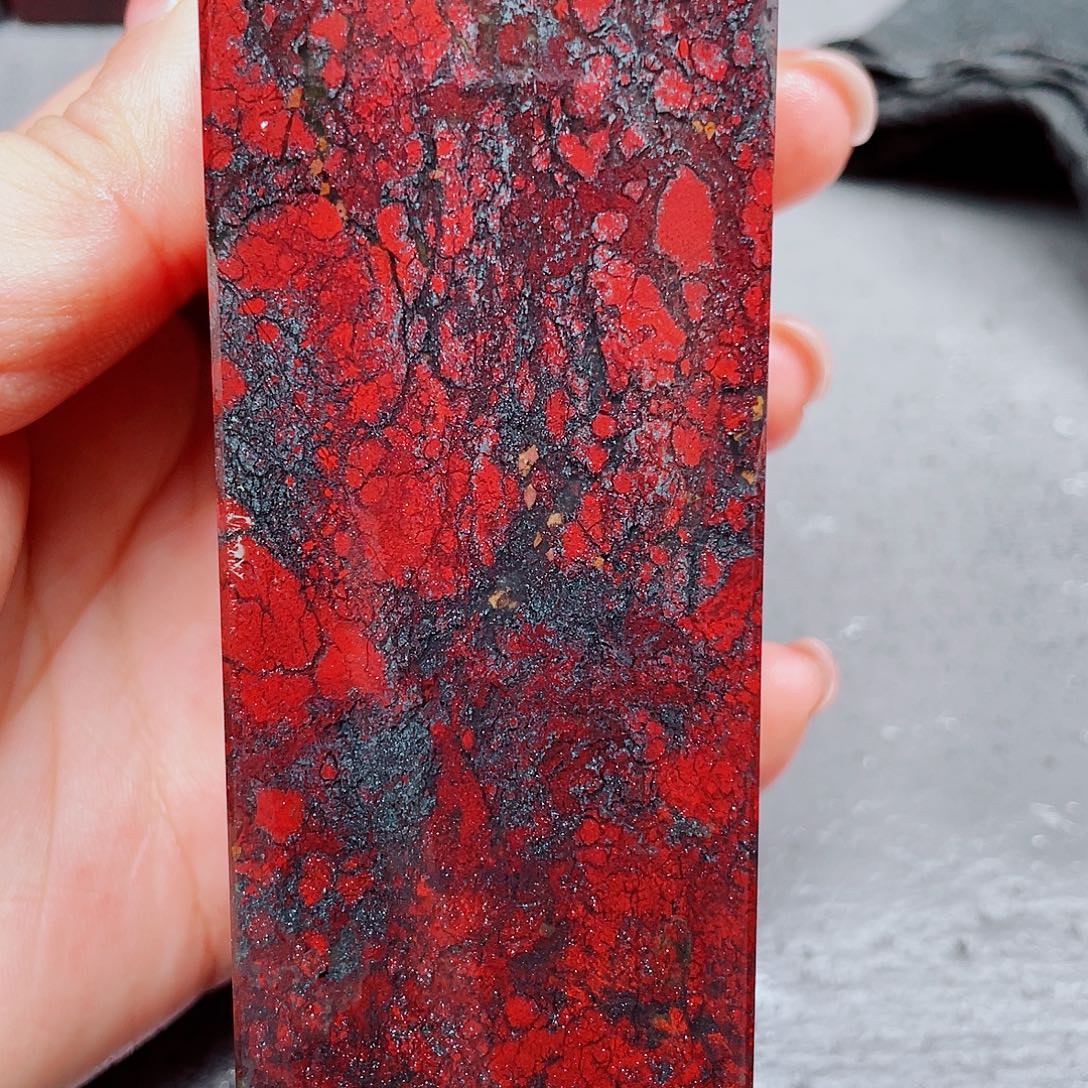 玉桂林鸡血玉印章镇尺8