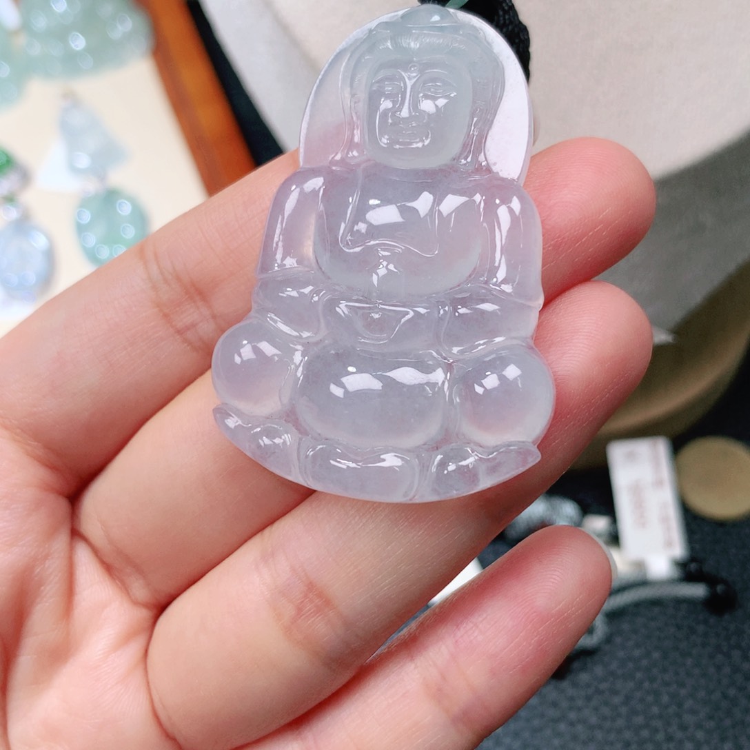 颈饰未镶嵌翡翠观音