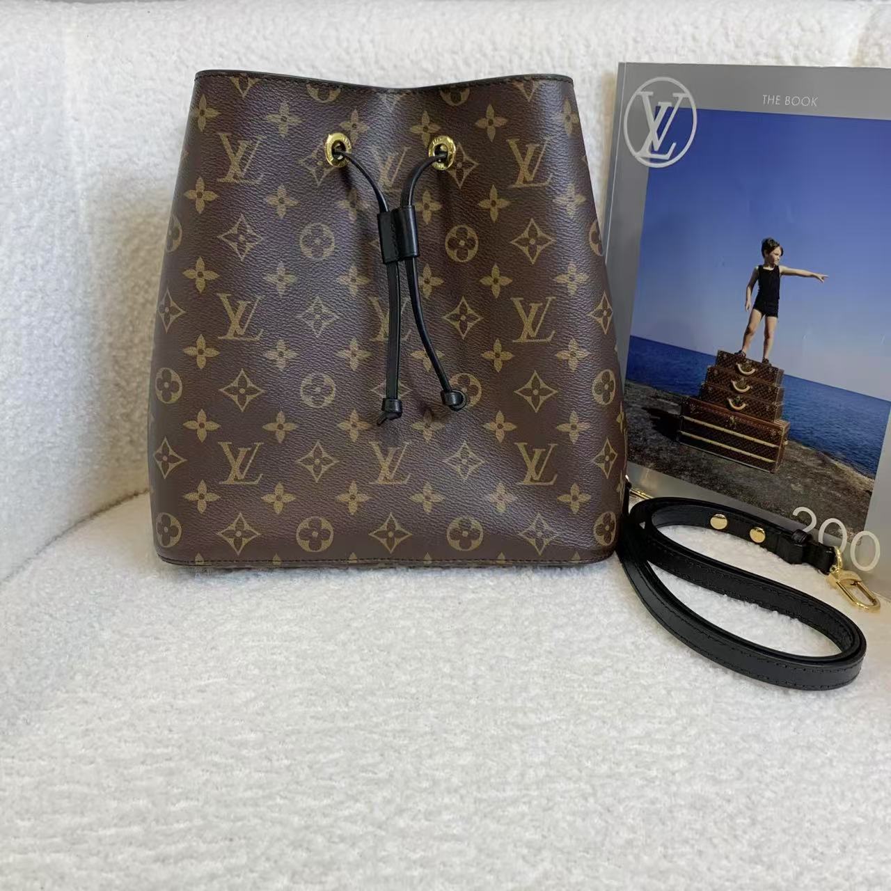 99新 LouisVuitton/路易威登 壹臻/老花黑水桶芯片/87408590