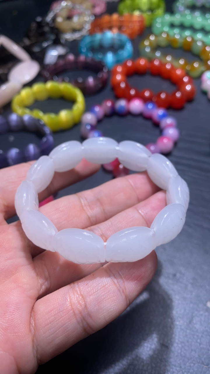 D 802  脂白小甲天下手串